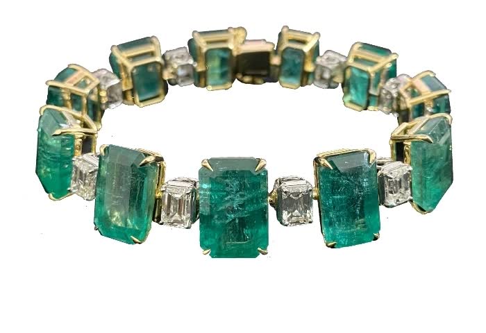 The Regal Spine 2 emerald and diamond bracelet